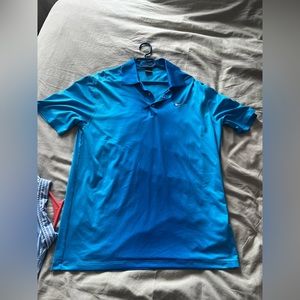 Men’s Tiger Woods golf shirt